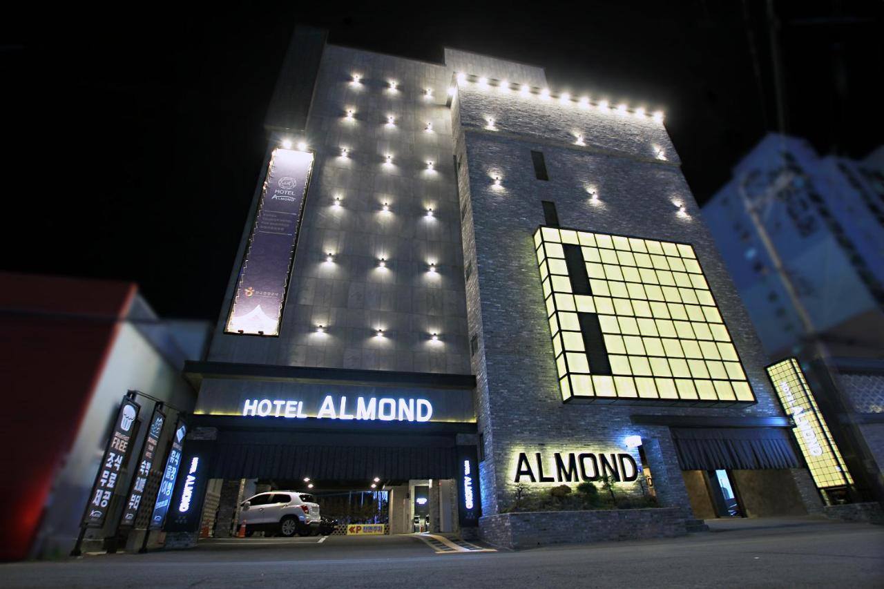 Masan Almond Hotel Changwon Exterior foto