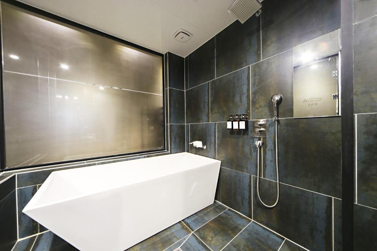 Masan Almond Hotel Changwon Exterior foto