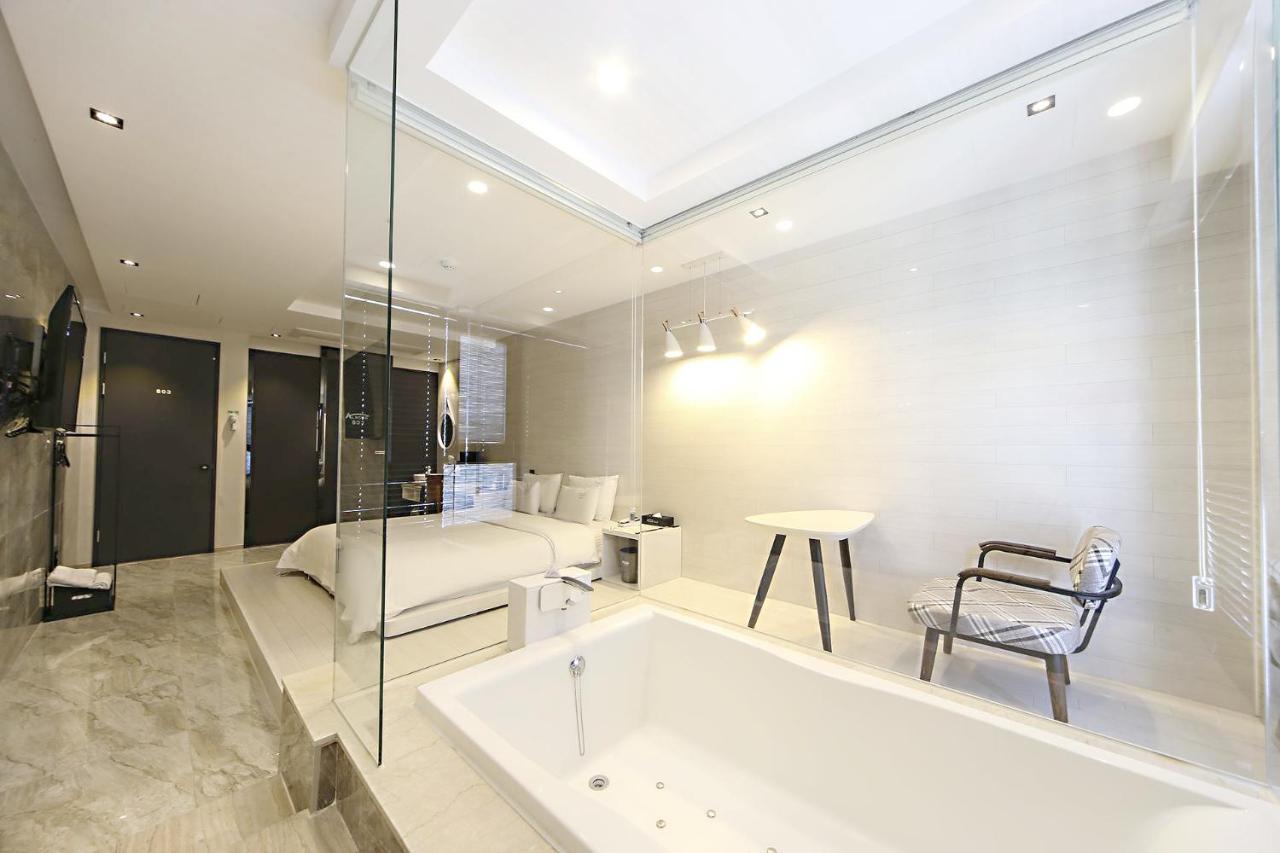Masan Almond Hotel Changwon Exterior foto